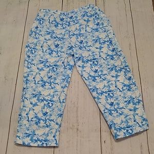 LIZ CLAIBORNE LizSport cropped blue print pants…